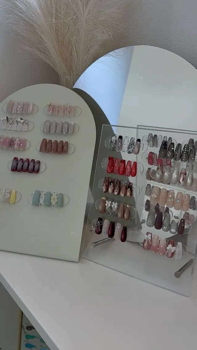 ネイル マグネットネイル ハンドネイル nué nail 【halu】のネイルデザイン
