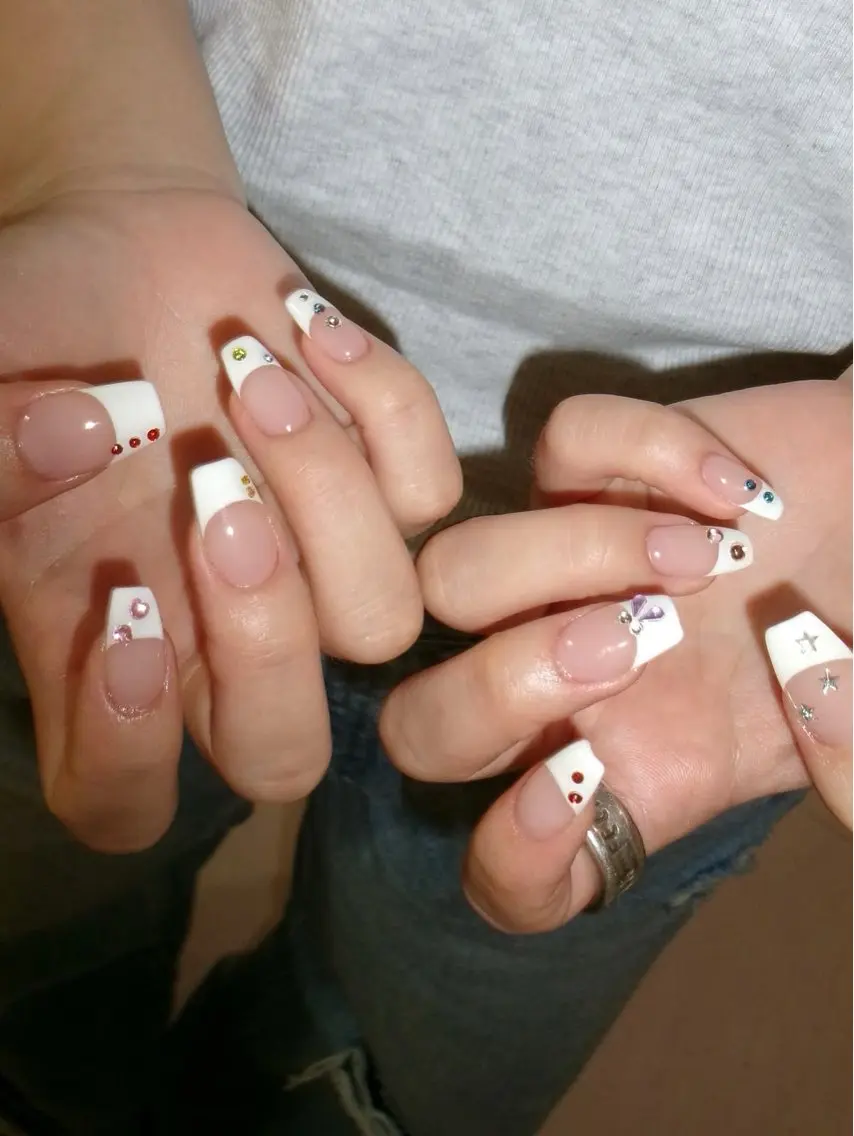 ネイル フットネイル フレンチネイル ジェルネイル 韓国ネイル マグネットネイル ハンドネイル Ribbonnail salonのネイルデザイン