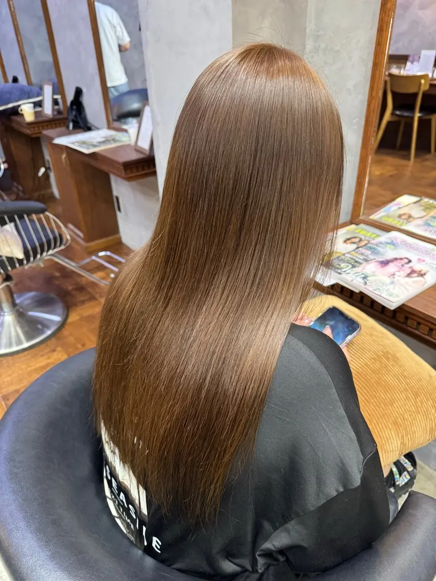 カラー ヘアカラー 新川 月菜のヘアスタイル