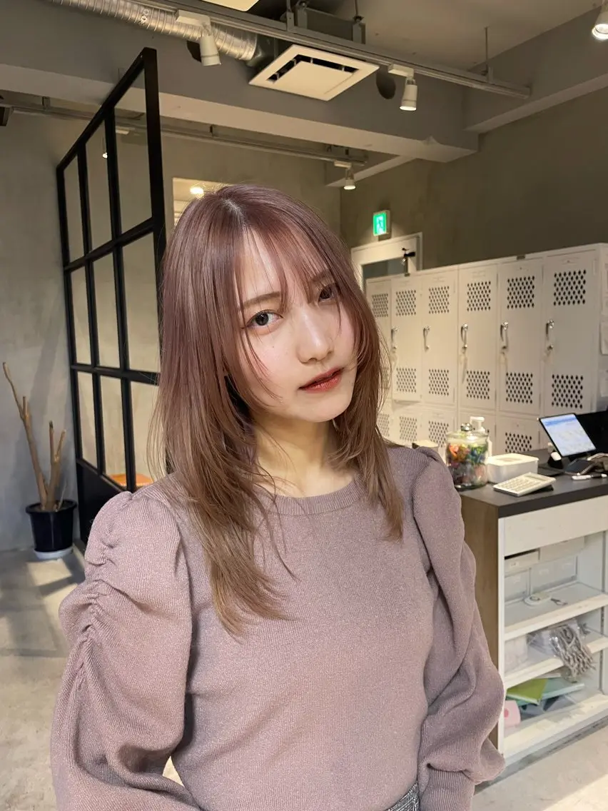 セミロング レイヤーカット ✨️🧸elima調 布Reika🧸✨️のヘアスタイル