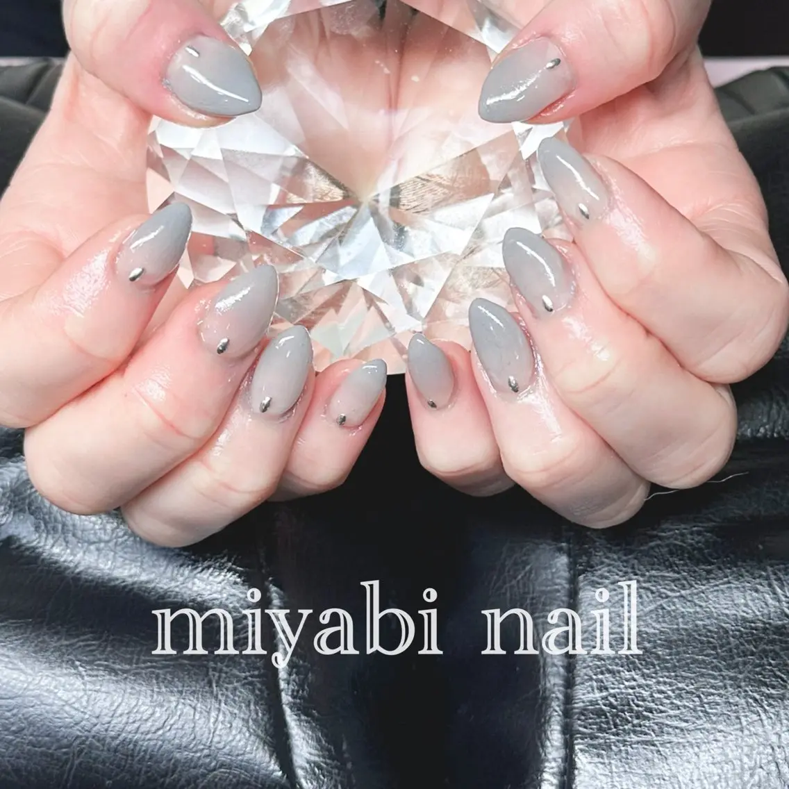 ネイル クリアネイル ジェルネイル グラデーション シルバー 春ネイル ハンドネイル miyabi nail 桂川駅近くのネイルデザイン