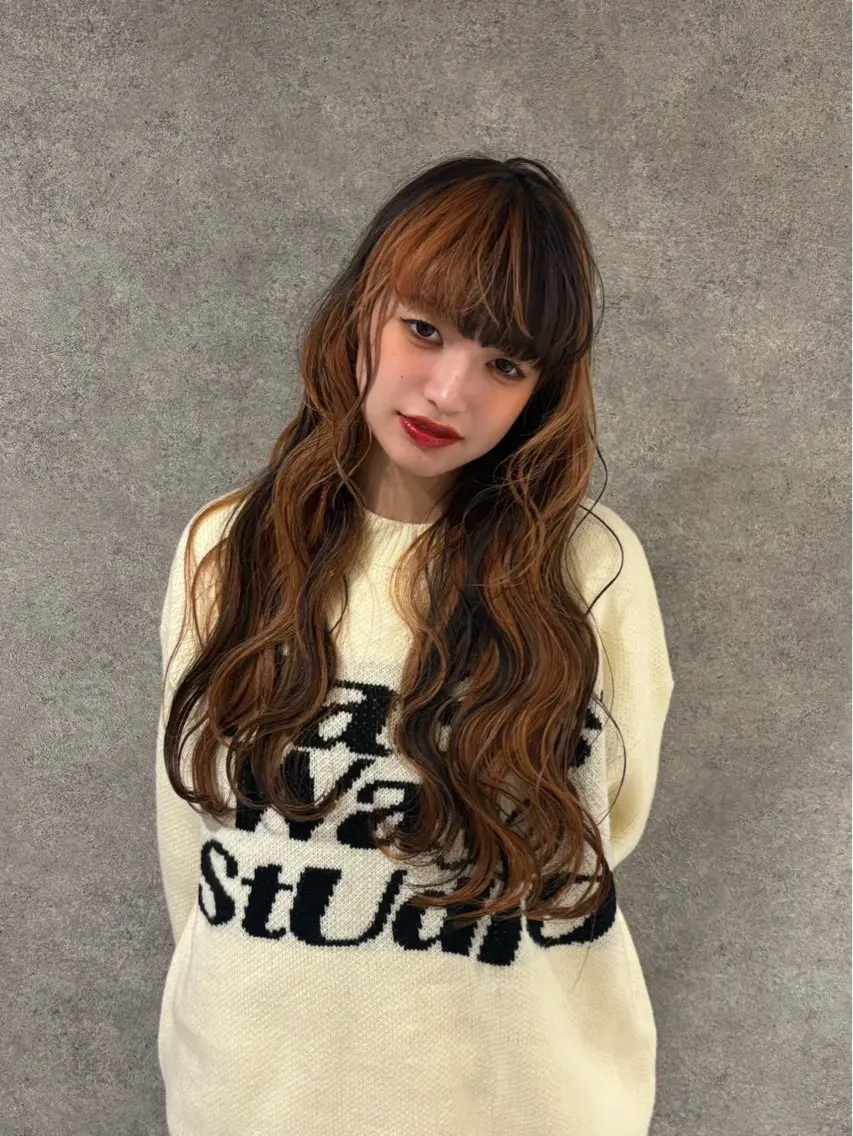 ロング カラー 黒髪 デザインカラー オレンジ ヘアカラー トリートメント 紅都🫧透明感 水光カラー🫧のヘアスタイル