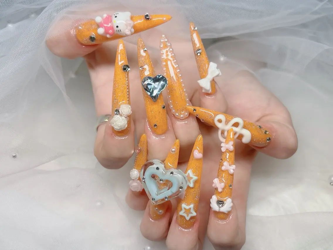 ネイル ブルー チークネイル ドット フレンチネイル ジェルネイル ハンドネイル Kei Nail 長さ出し 付け放題のネイルデザイン