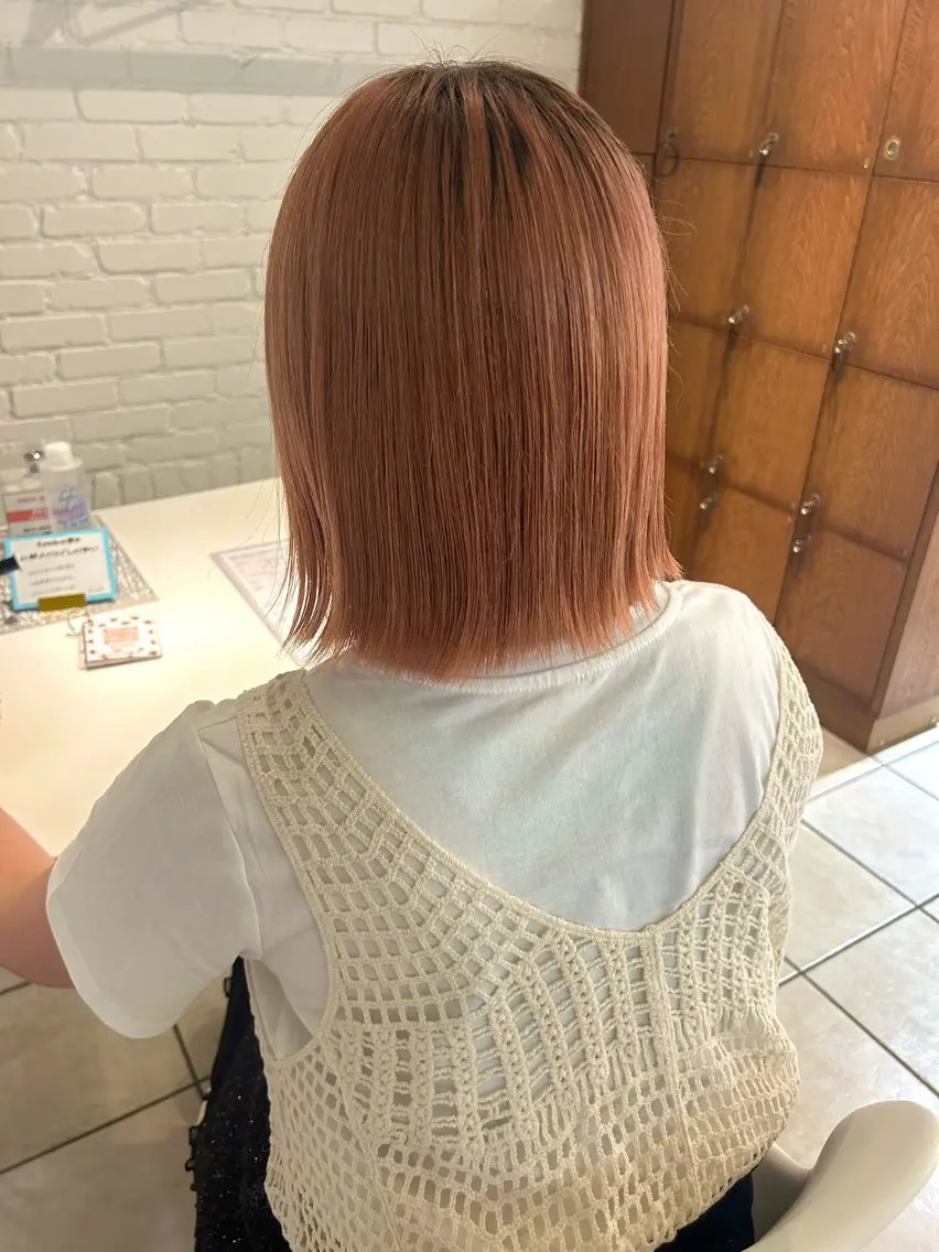 カラー ベージュカラー オレンジ オレンジベージュ ピンクカラー ピンクオレンジベージュ 💫レイヤーカット 💫ブリーチ💫サキのヘアスタイル