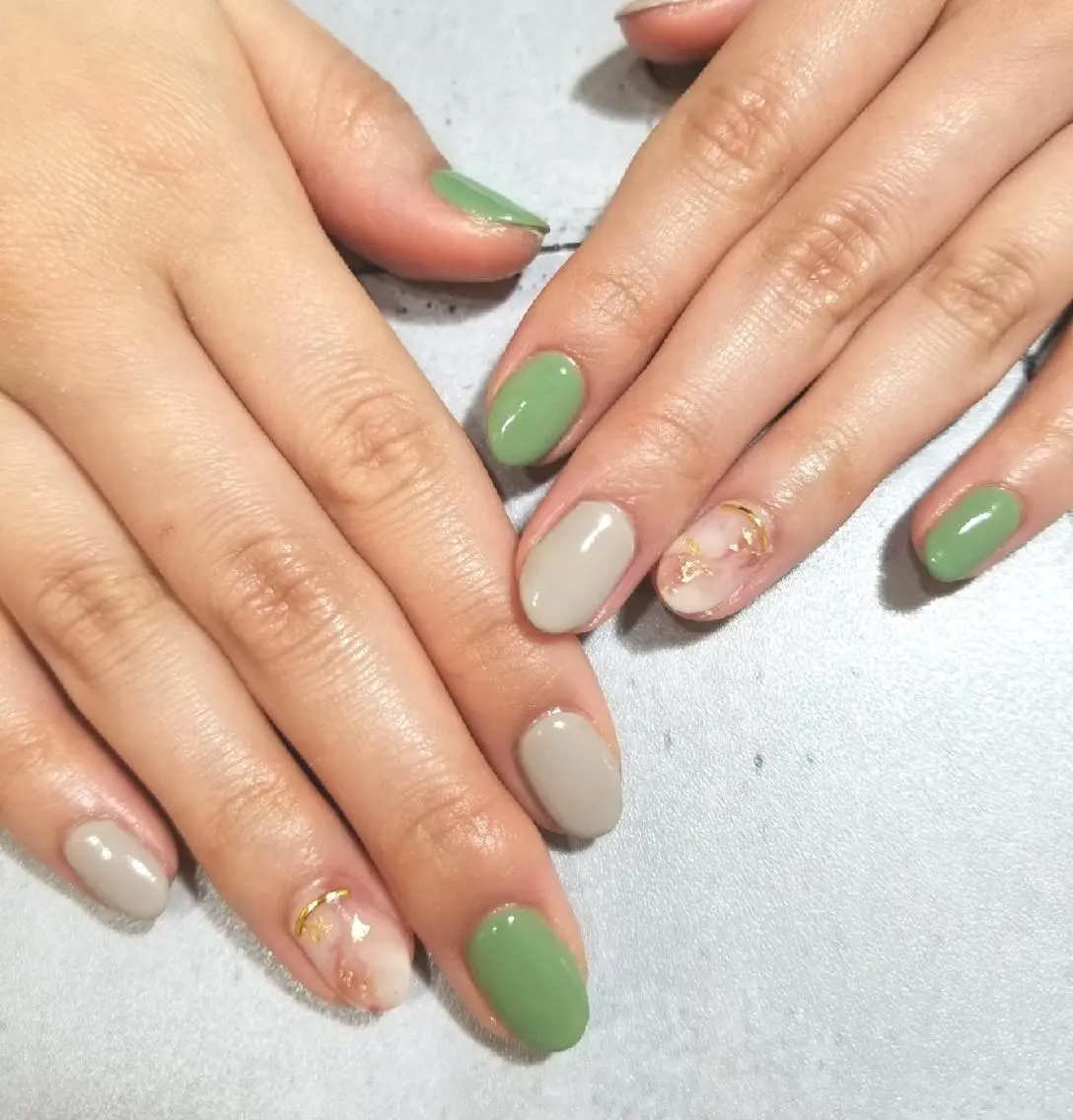 ネイル シンプルネイル nijiiro🌈 サトウのネイルデザイン