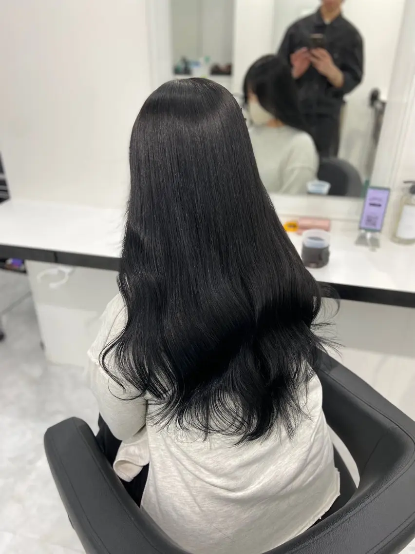 ロング カラー ヘアアレンジ ヘアカラー レイヤー×透明感カラ ーHAYATOのヘアスタイル