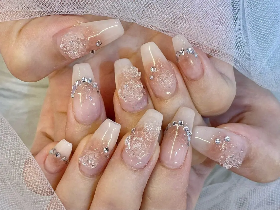 ネイル ジェルネイル ハンドネイル KIREIE NAILSのネイルデザイン