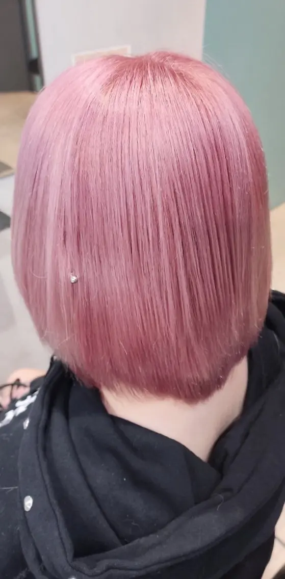 カラー ブリーチ SOURCE 塚口 吉武 宙のヘアスタイル