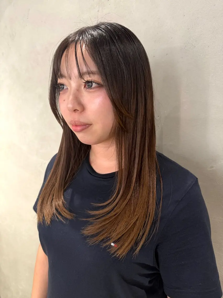 セミロング 🤍透明感カラー🤍 三浦瑠璃のヘアスタイル
