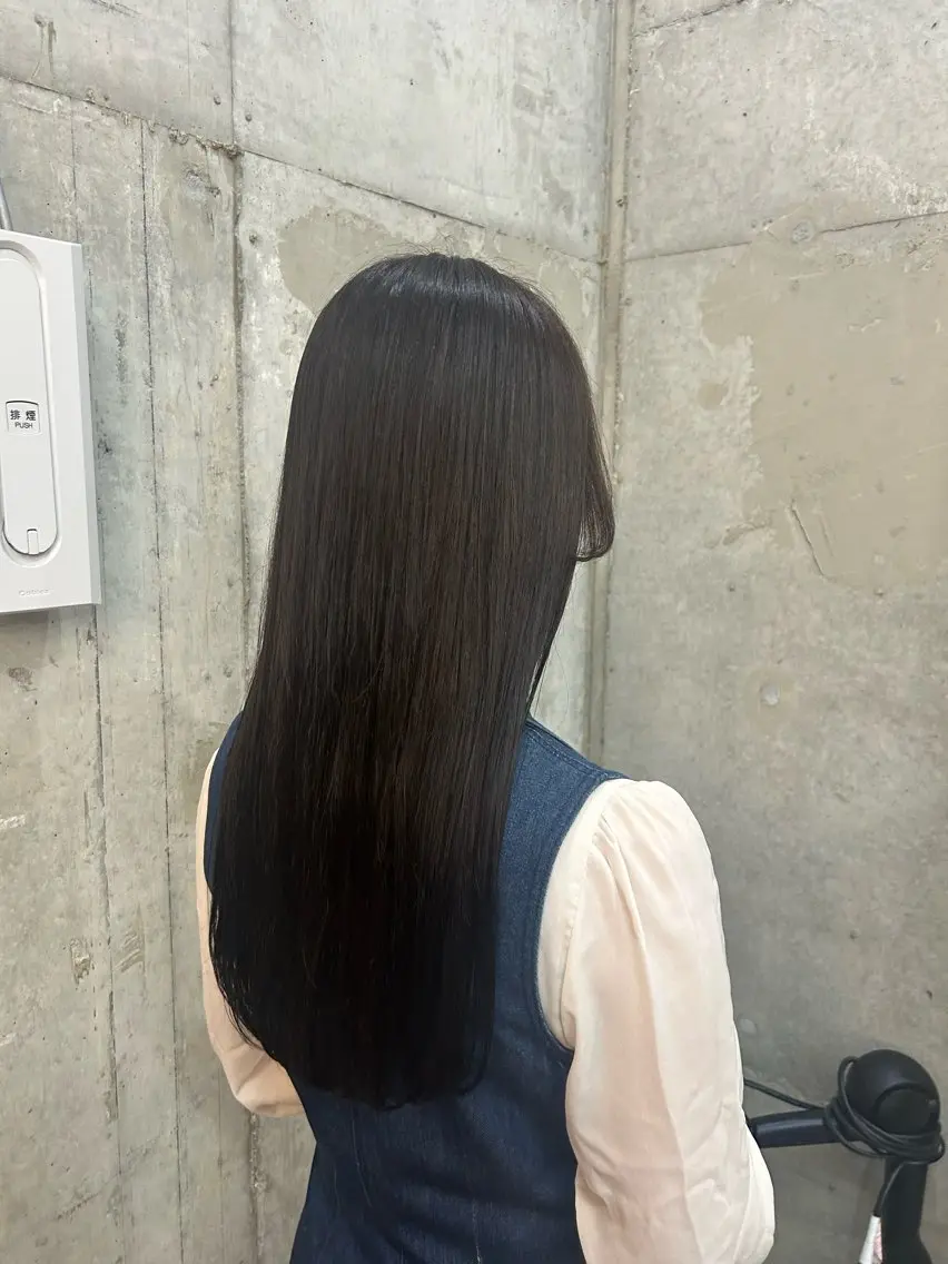 ロング カラー ヘアカラー 顔周りレイヤー/ ふわあいりのヘアスタイル