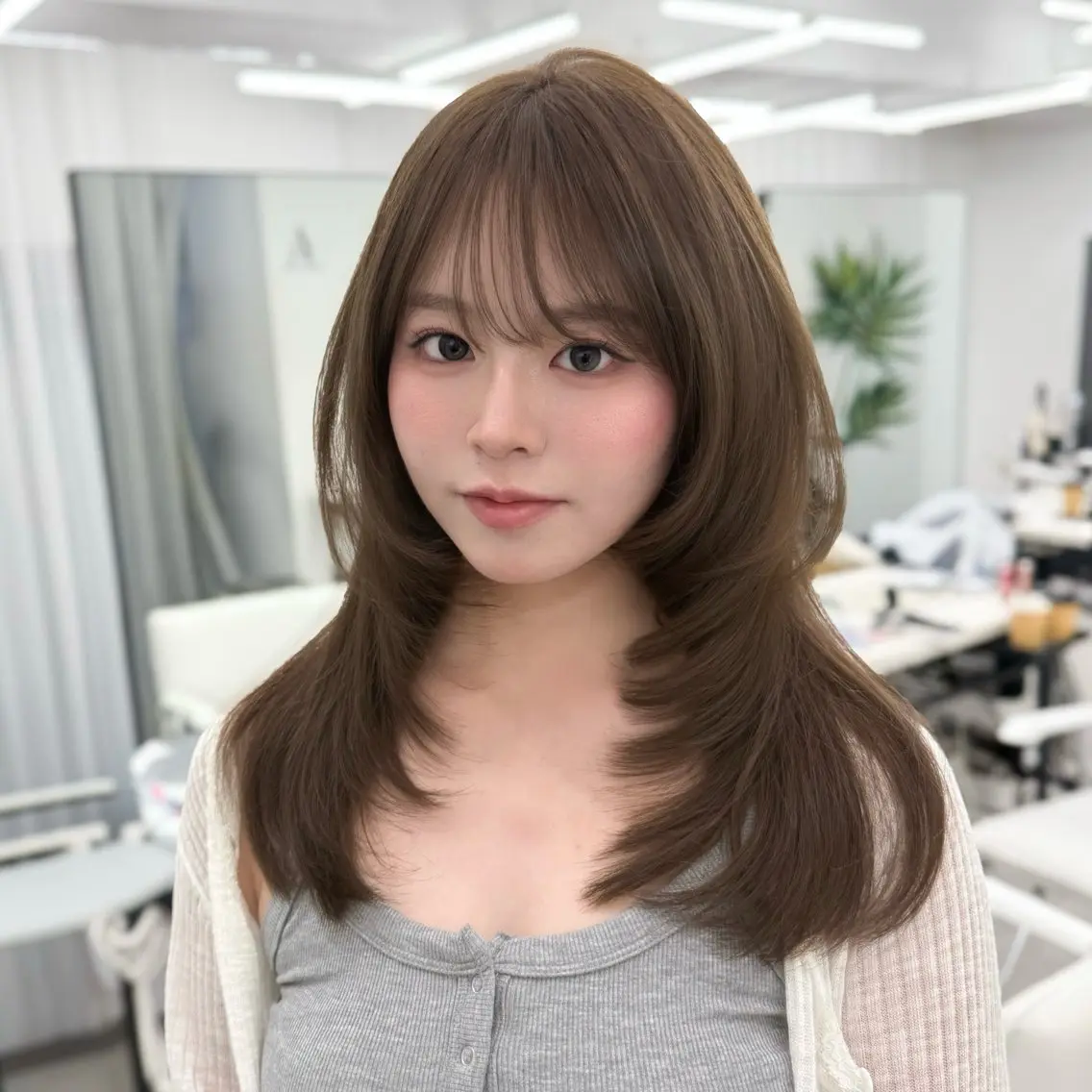 ロング カラー 透明感カラー 韓国風ヘア レイヤーカット 似合わせカット カット ヘアカラー トリートメント 韓国レイヤー× 顔まわり🕊️テルのヘアスタイル