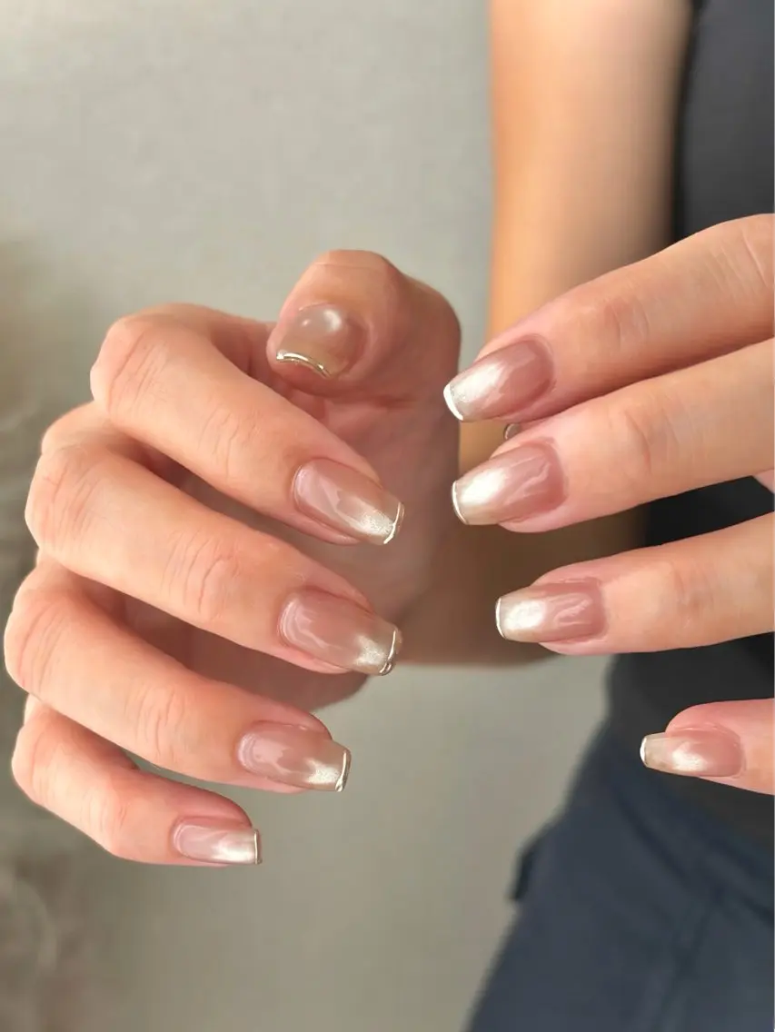 ネイル マグネットネイル ミラーネイル ハンドネイル lou nailのネイルデザイン