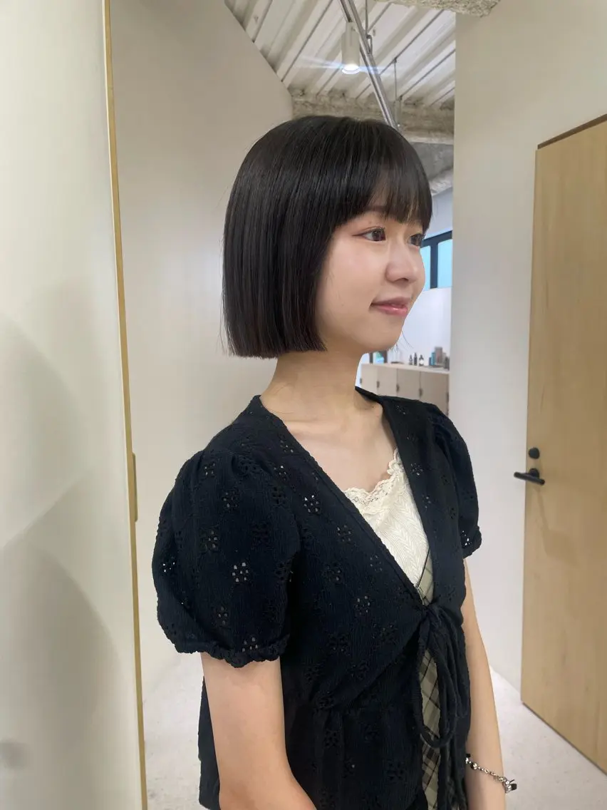 ショート カット ヘアカラー トリートメント DEEokazaki hina.Oのヘアスタイル