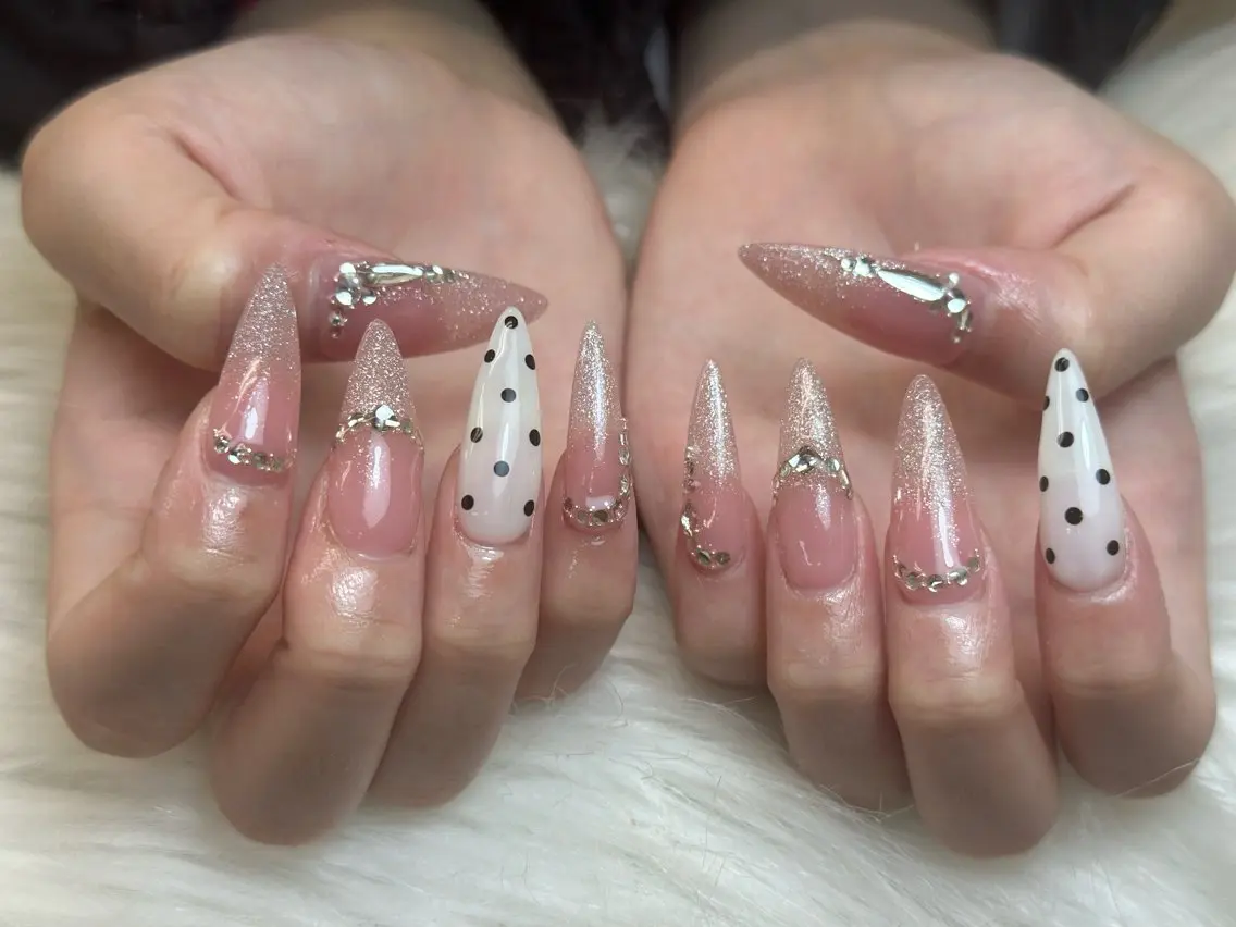 ネイル アートネイル ジェルネイル マグネットネイル ハンドネイル JennNail_ マオのネイルデザイン