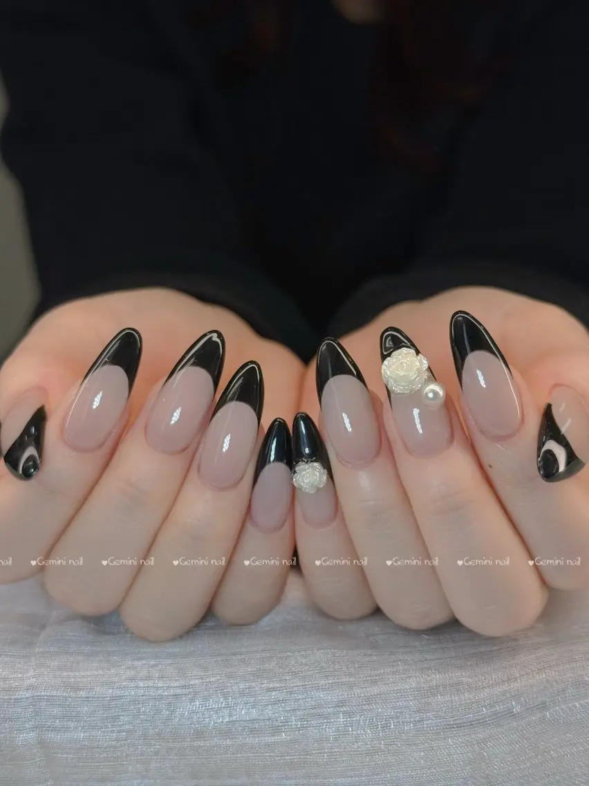 ネイル フレンチネイル ネイルチップ Gemini nail.Yukiのネイルデザイン