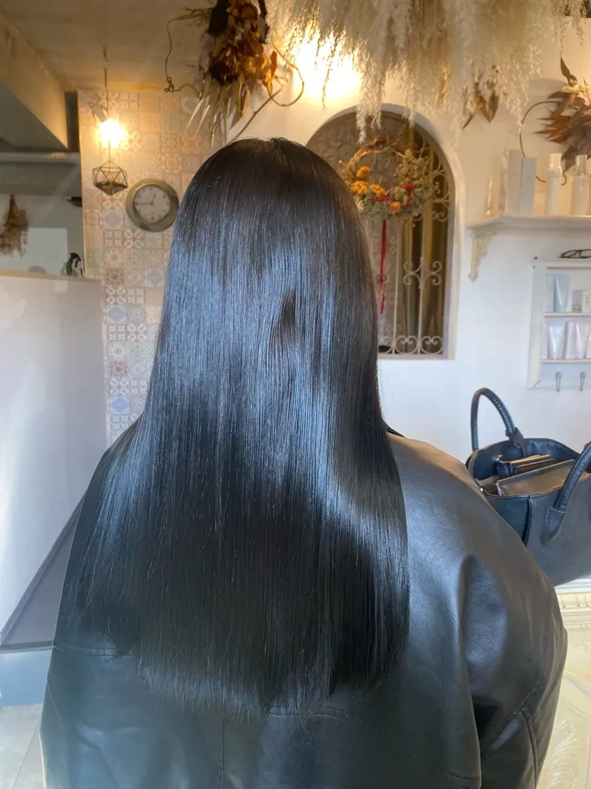 ロング カラー グレージュ オリーブグレージュ オリーブグレー ヘアカラー maya マヤのヘアスタイル