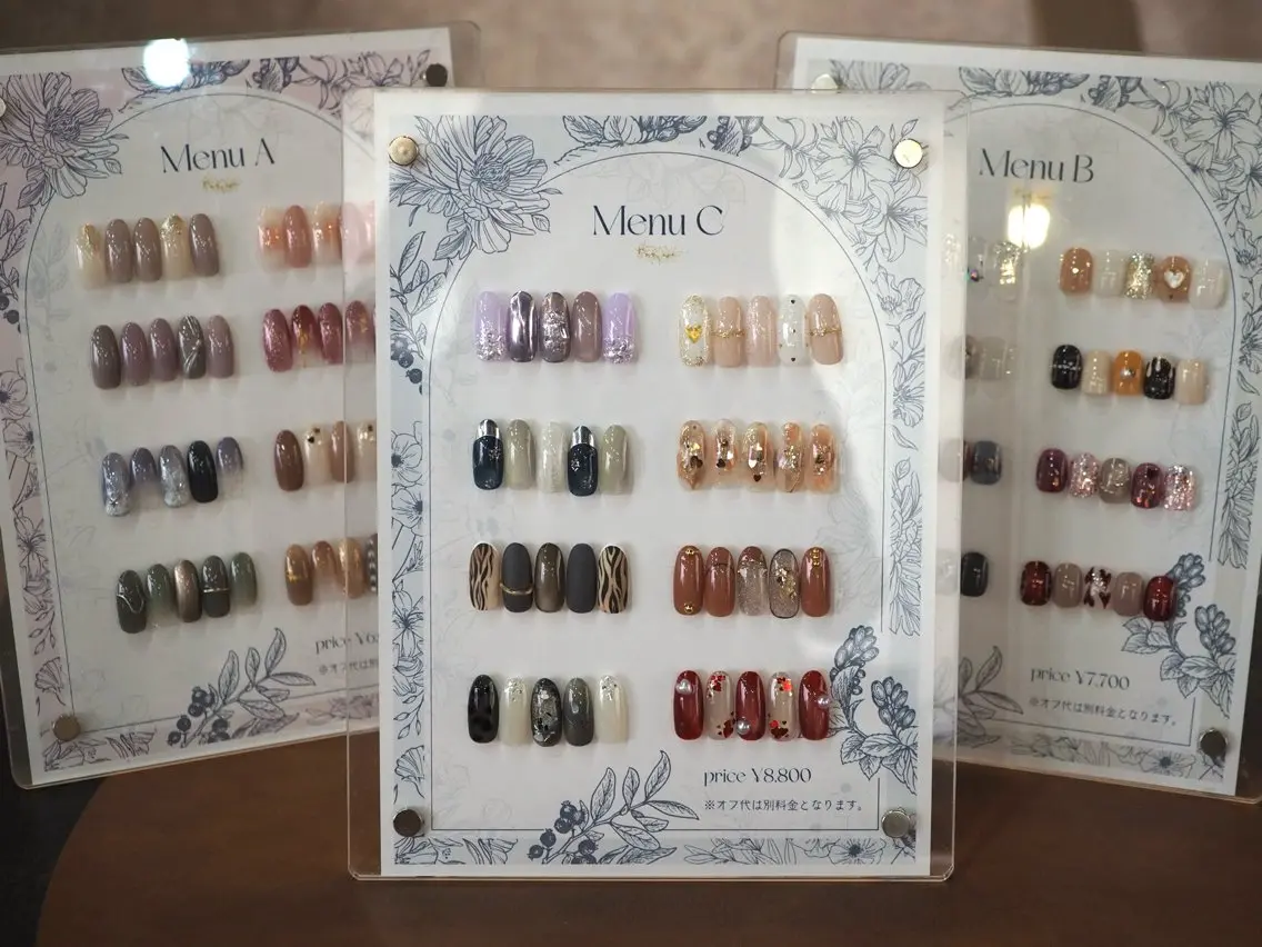ネイル バレンタイン ハンドネイル glaNje aoiのネイルデザイン