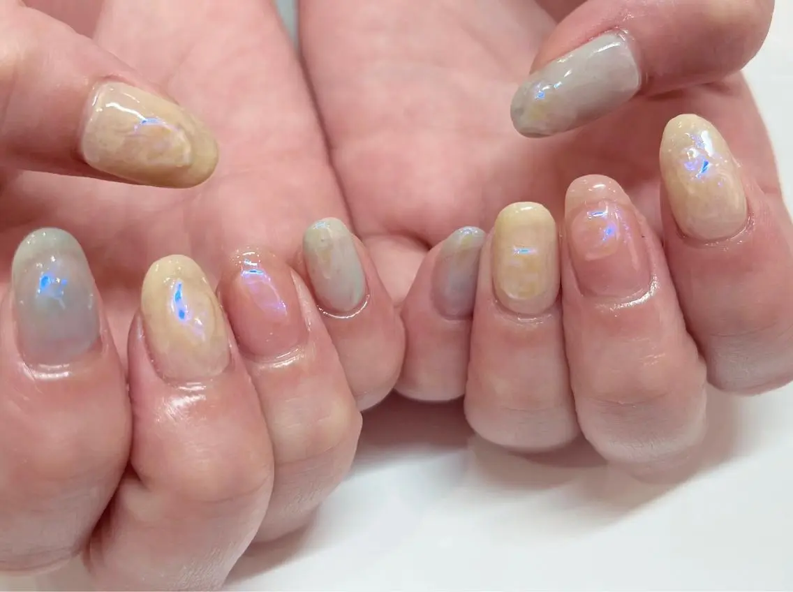 ネイル 氷ネイル・うるうるネイル 山本 杏香のネイルデザイン