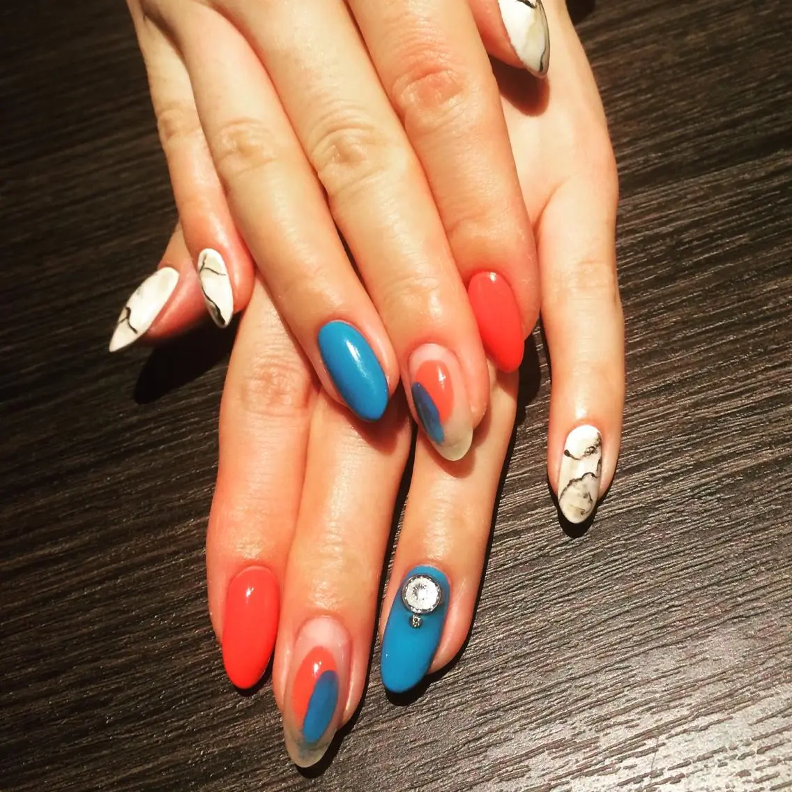 ネイル アートネイル ワンカラーネイル M nail はやまうららのネイルデザイン