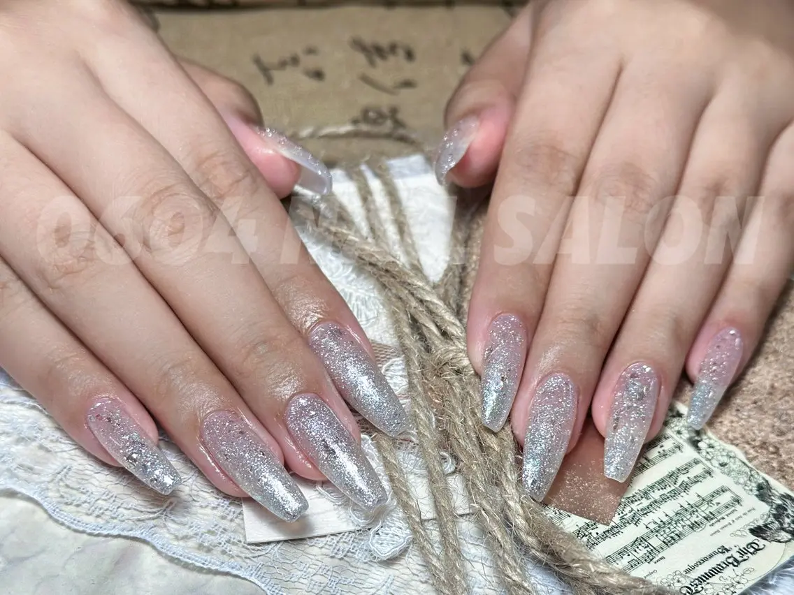 ネイル 長さ出し スカルプネイル ishiro 🍂のネイルデザイン
