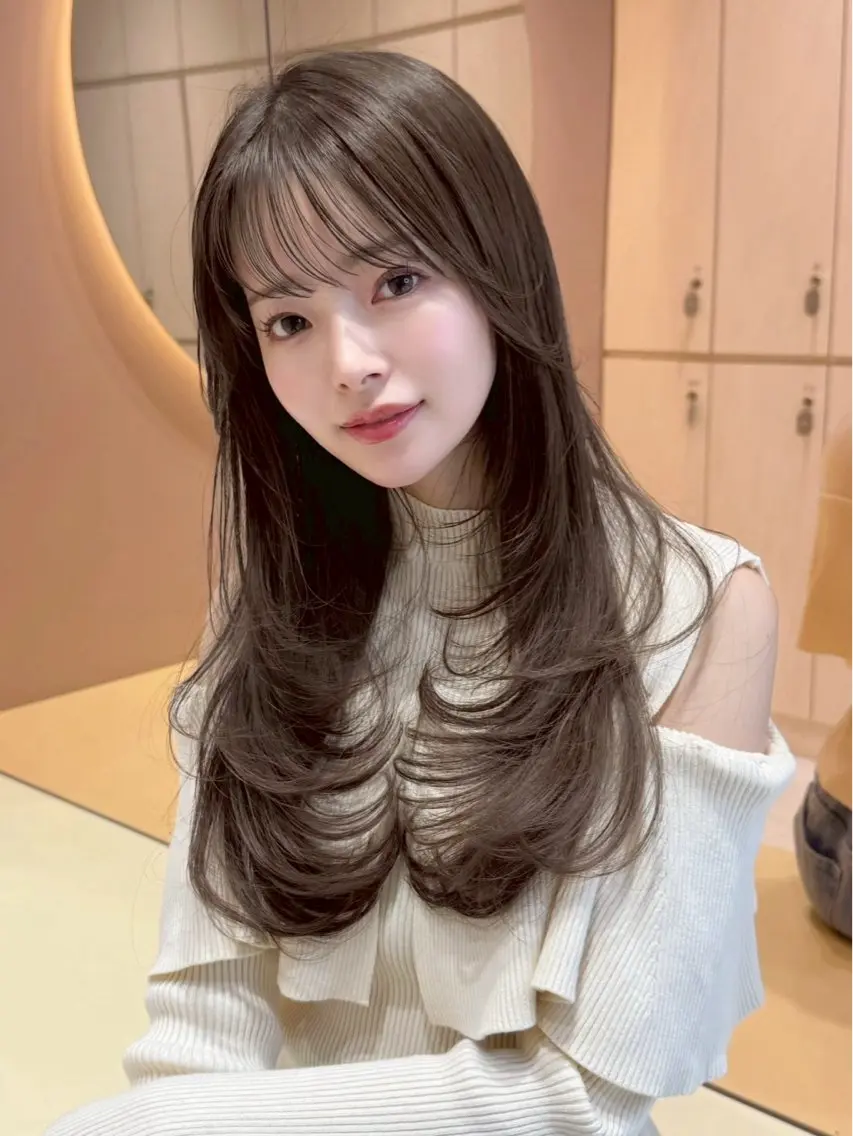 ロング カット ヘアカラー トリートメント 大宮🤍縮毛矯正 レイヤー🪽なるのヘアスタイル