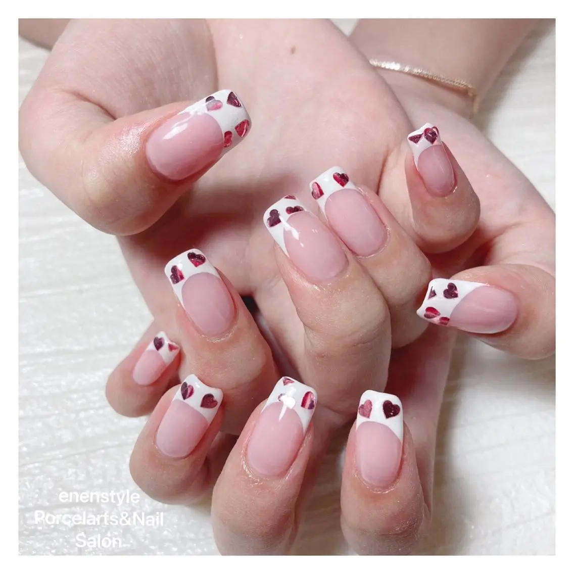 ミディアム ネイル ハンドネイル 🐾enen style 🐾のネイルデザイン