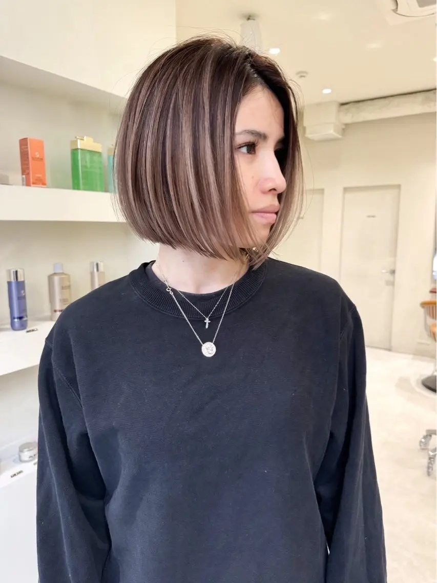 ショート ボブ カット 小顔ボブ jilblanカホのヘアスタイル