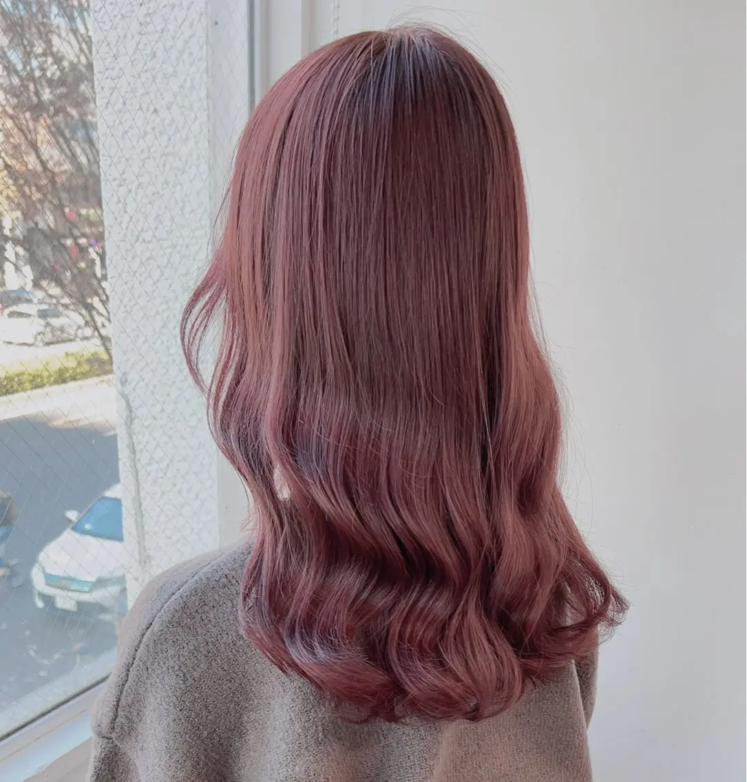 ロング カラー ヘアカラー トリートメント 𓏸レイヤー髪質改善 透けカラーカノン🫧のヘアスタイル