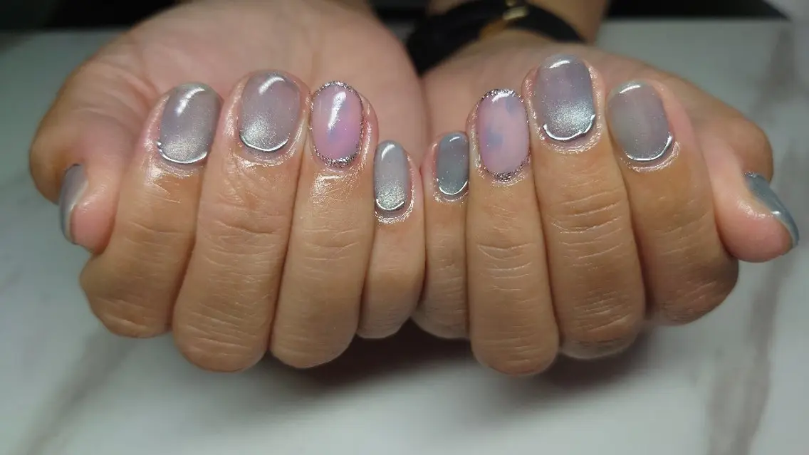 ネイル 氷ネイル・うるうるネイル シンプルネイル ハンドネイル Nailsalon AMAのネイルデザイン