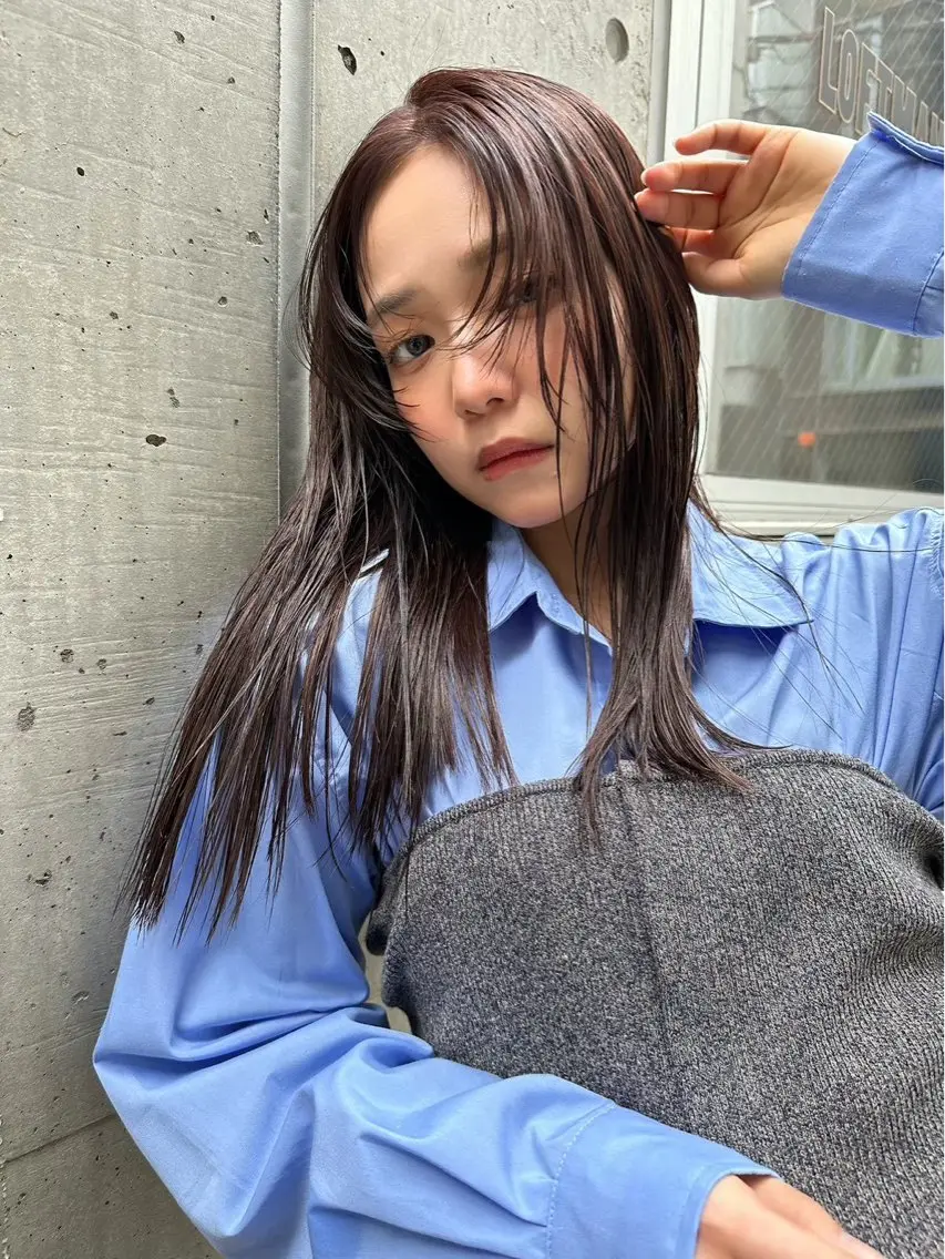 ロング ヘアカラー イシド ソラトのヘアスタイル
