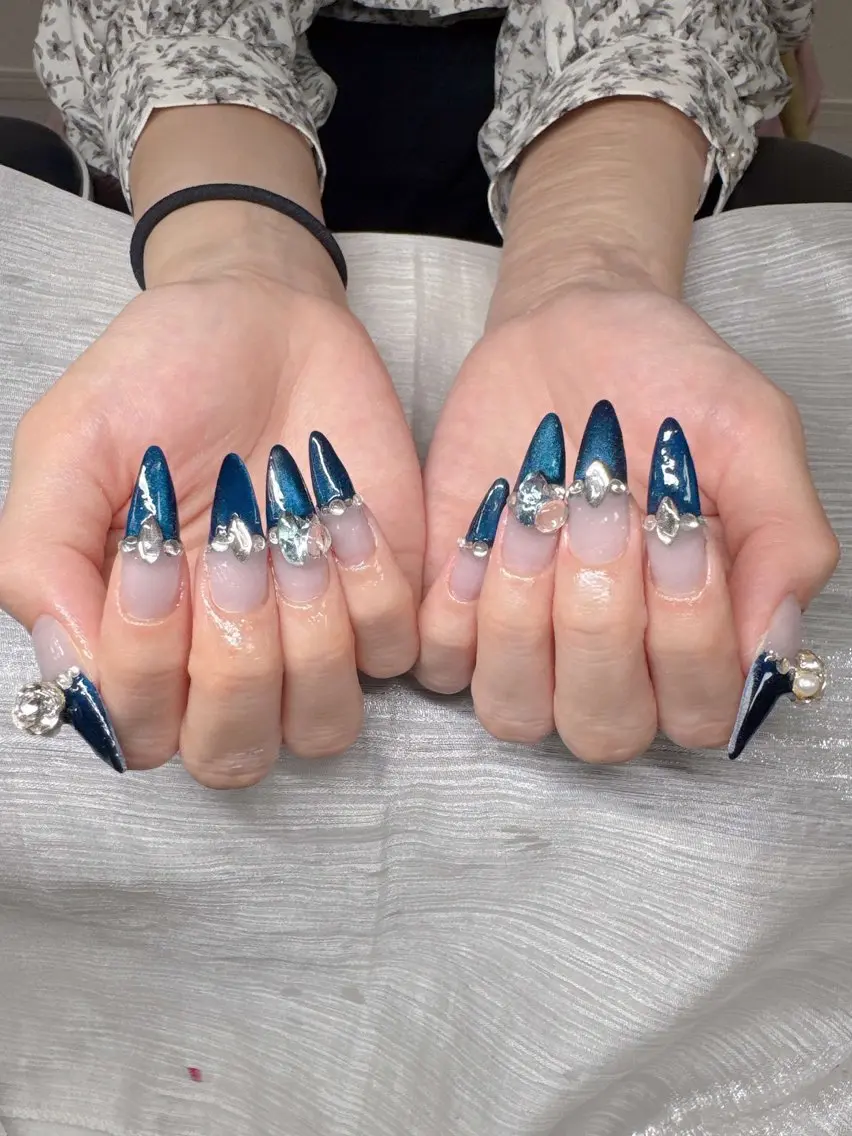 ネイル Lee Nailsのネイルデザイン