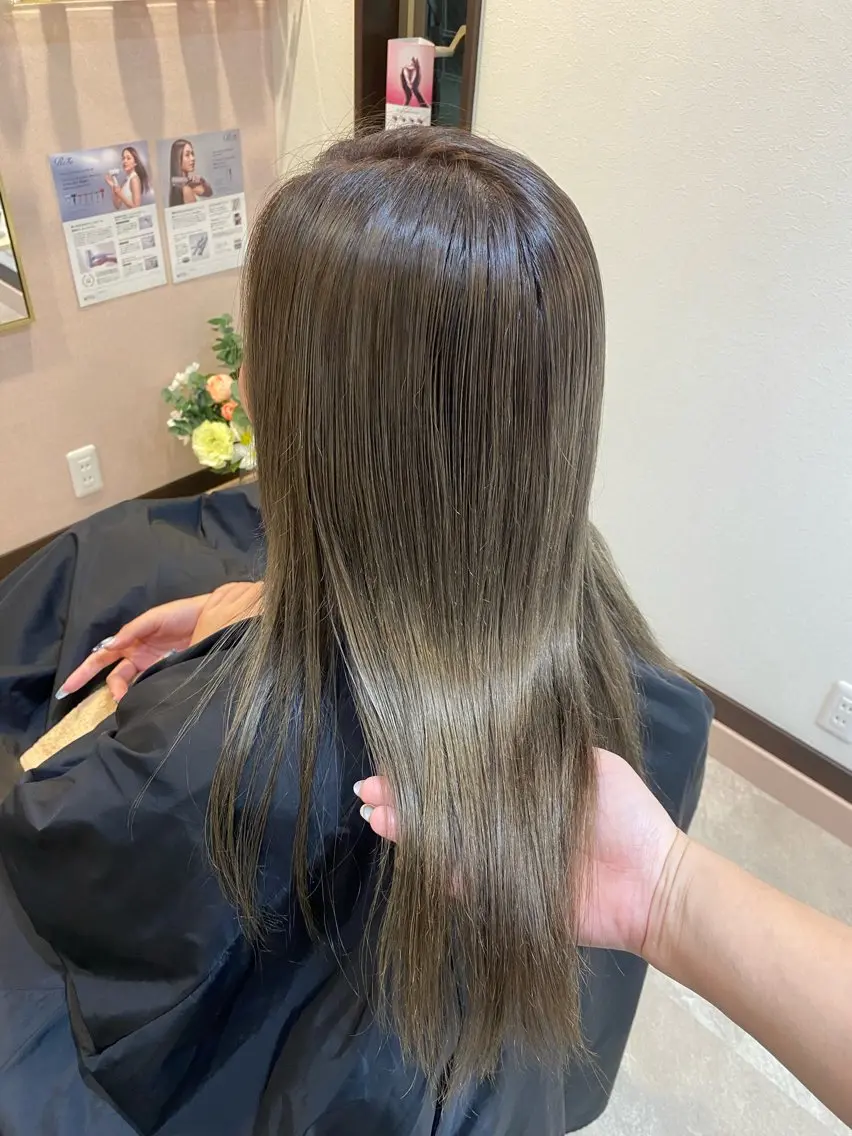 カラー カット ヘアカラー トリートメント Bell hair 🎀のヘアスタイル