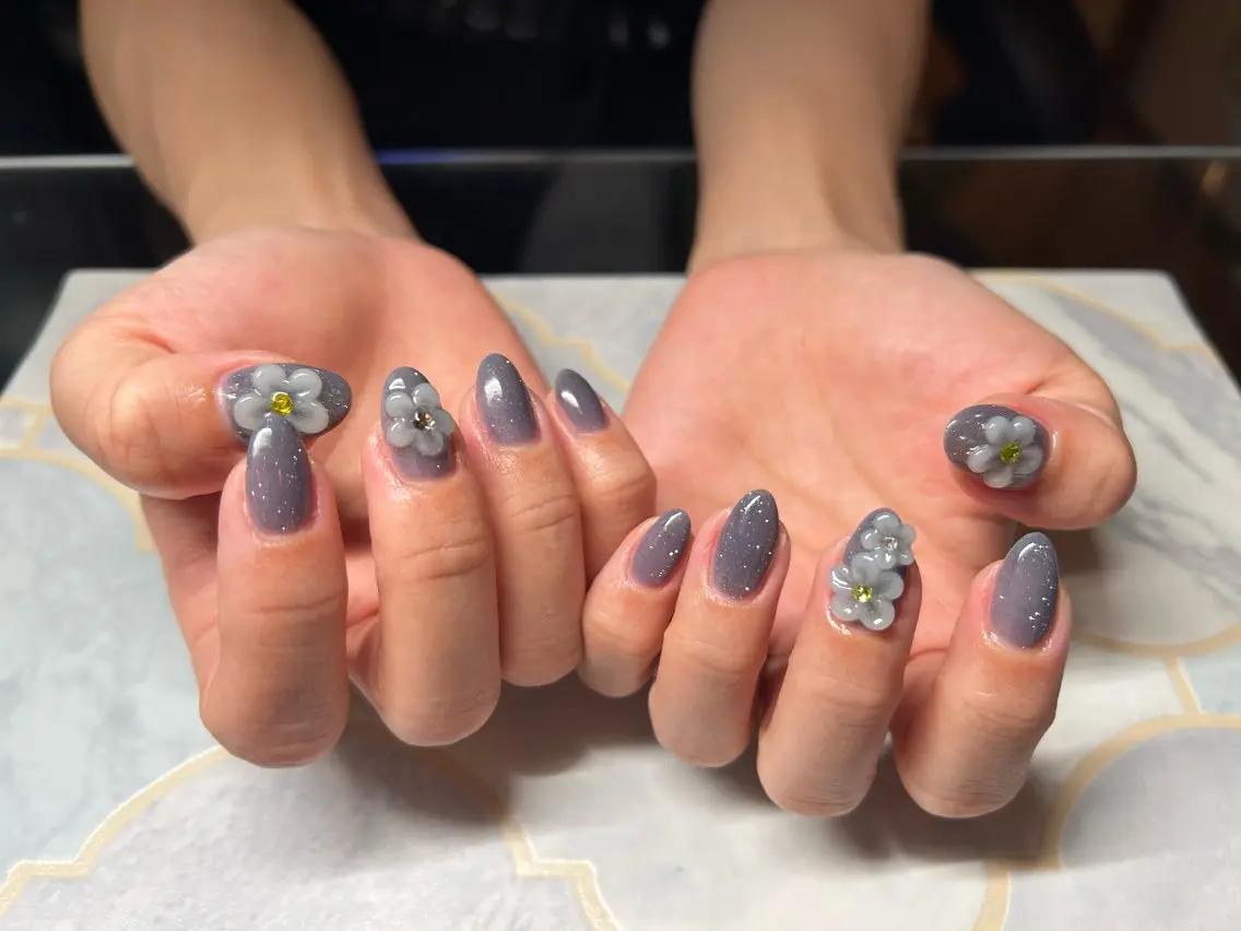 ネイル フラッシュネイル フラワーネイル ハンドネイル Lisa’s Salonのネイルデザイン