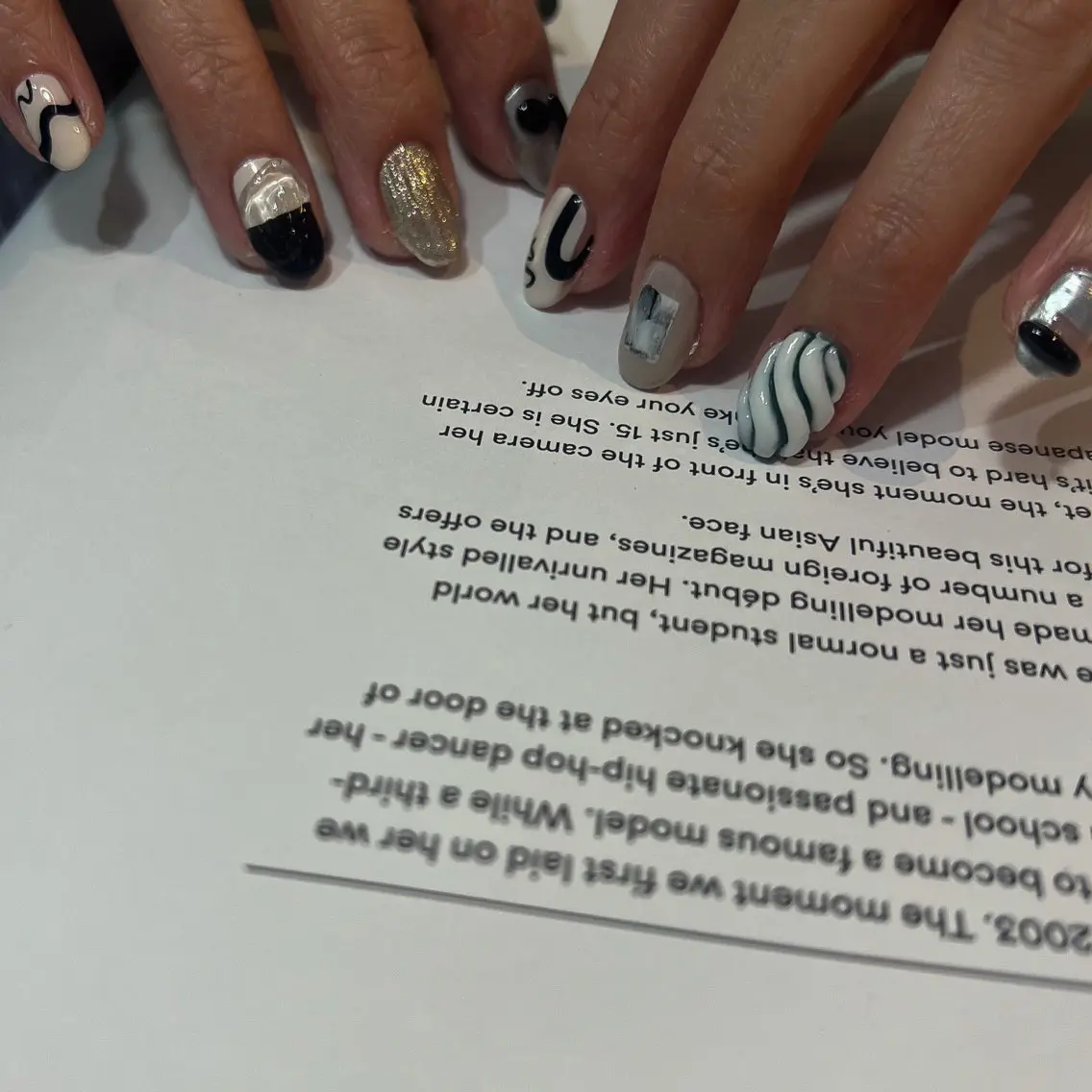 ネイル ハンドネイル nailsalon ULLのネイルデザイン