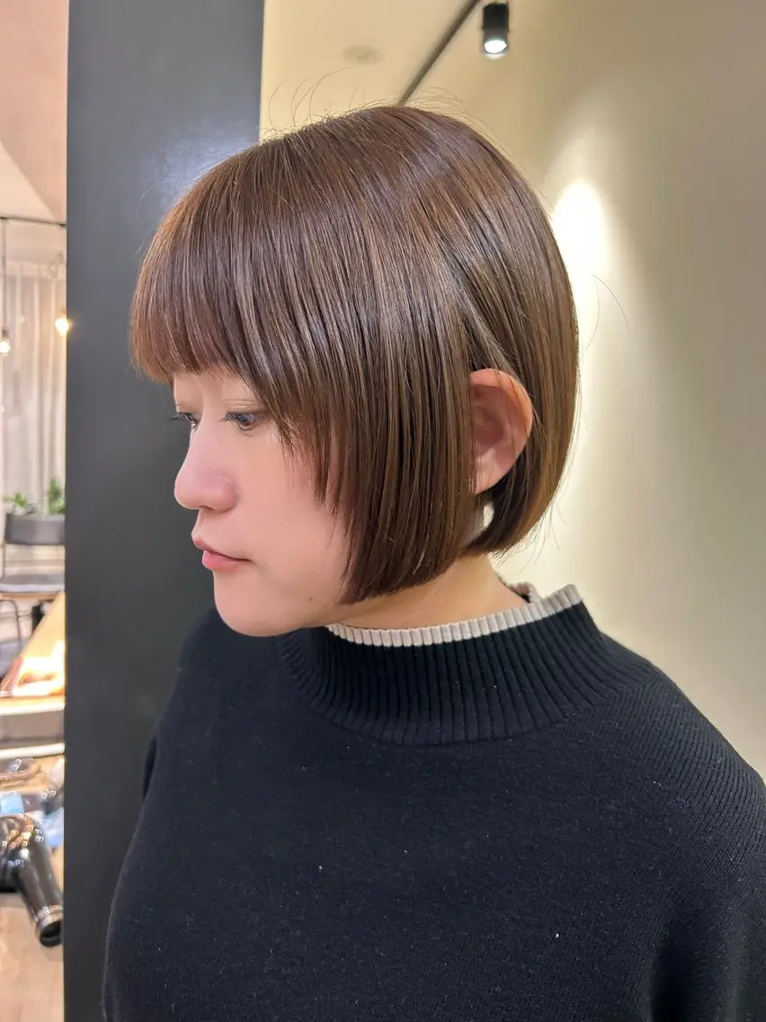 ショート カラー ボブ 顔周りカット レイヤーカット カット トリートメント hubhair レイヤー/透明感のヘアスタイル