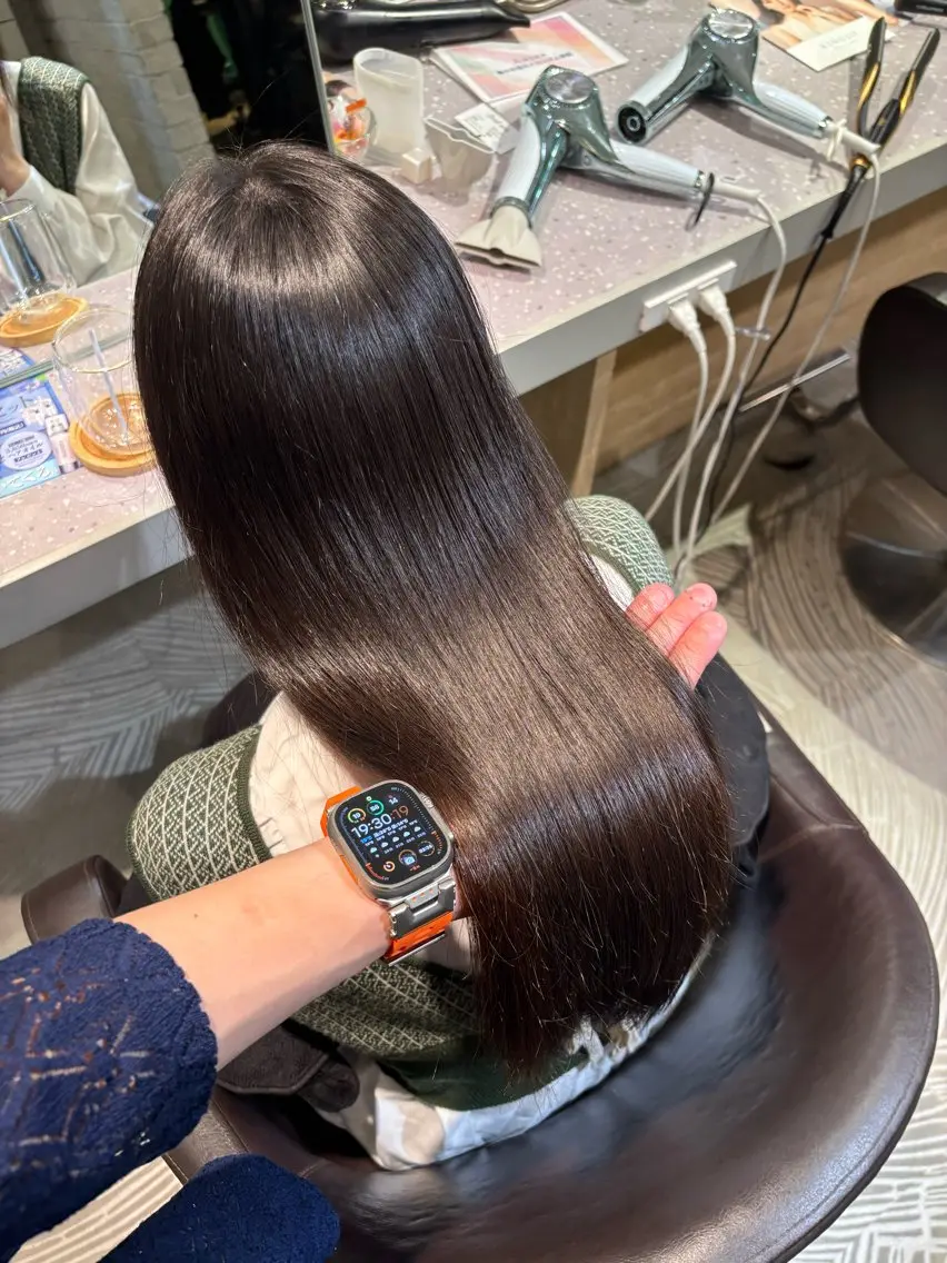 セミロング 髪質改善 縮毛矯正 盛れるレイヤー/ 髪質改善/遠藤龍雅のヘアスタイル