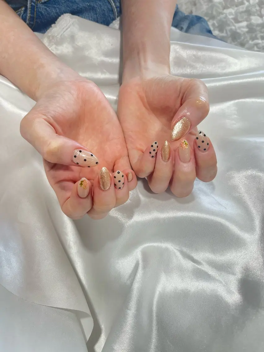 ネイル ドット ハンドネイル フットネイル nailsister ただのネイルデザイン