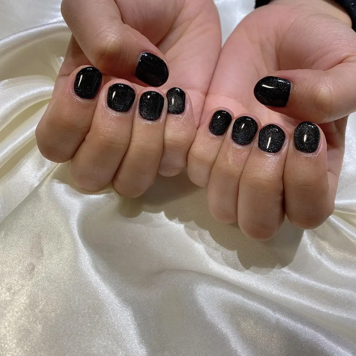 ネイル ハンドネイル 西岡 杏のネイルデザイン