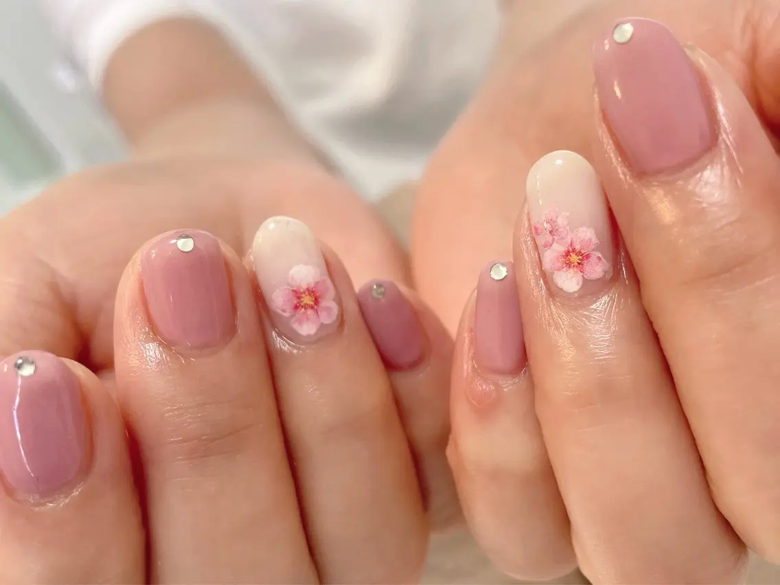 ネイル manis .のネイルデザイン