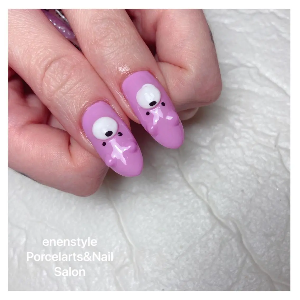 ミディアム ネイル 🐾enen style 🐾のネイルデザイン