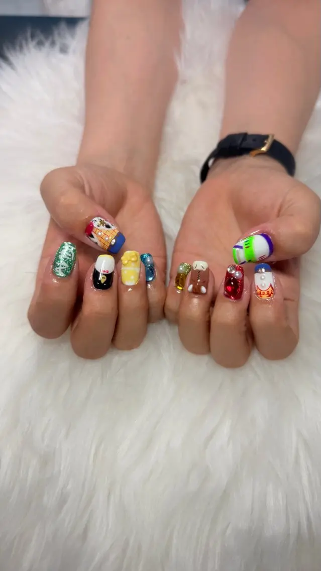 ･:*+.✳︎˚✧₊ MAKI NAILのネイルデザイン