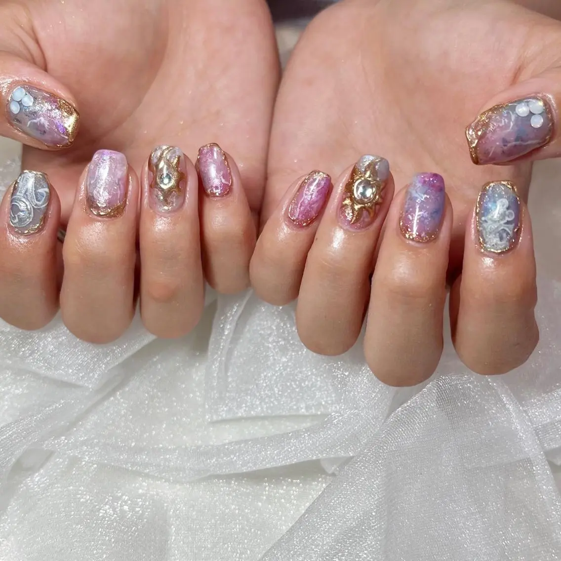 ネイル アートネイル オーロラネイル クリアネイル 氷ネイル・うるうるネイル 韓国ネイル Salon Kのネイルデザイン