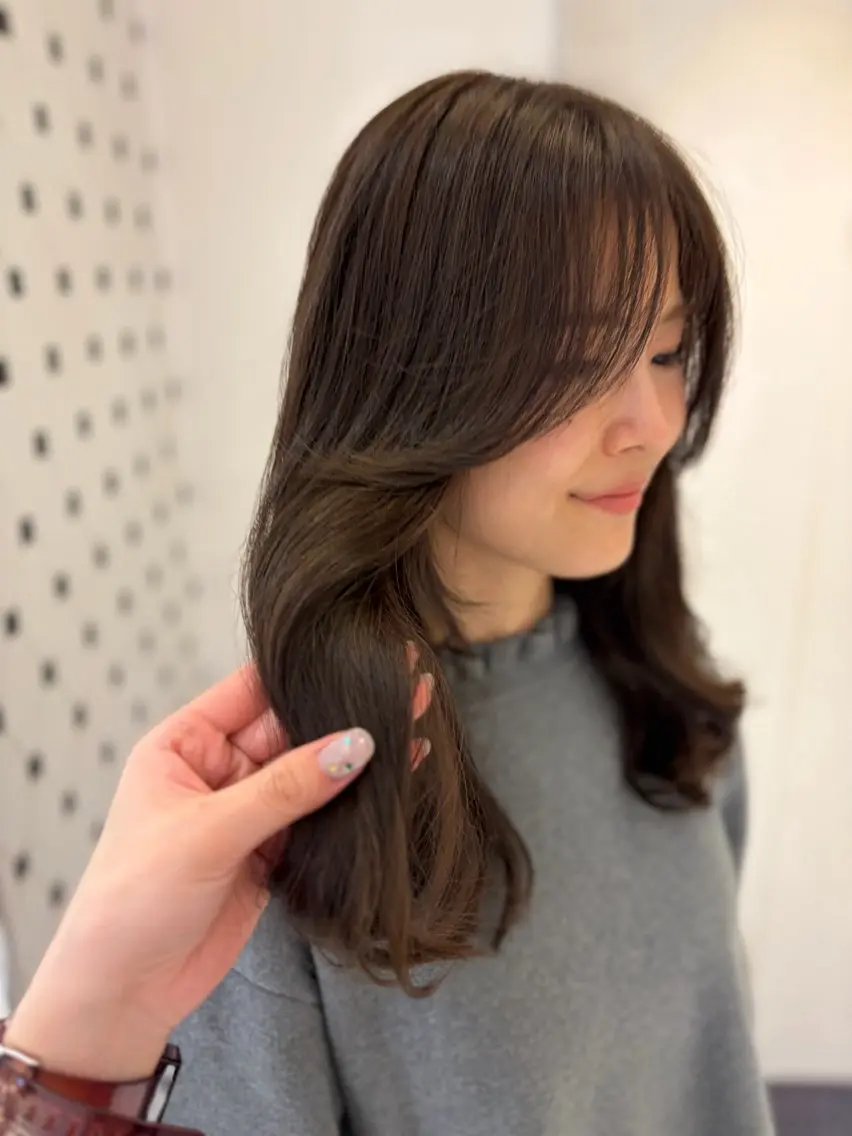 ロング カラー レイヤーカット ヘアカラー 🌸銀座No.1パー マ🌸いでいあやのヘアスタイル