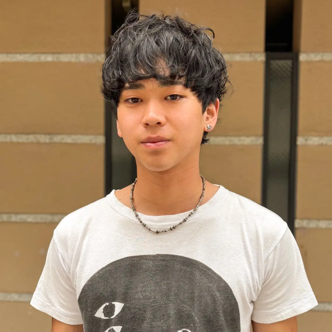 メンズ フェードカット フェザーパーマ メンズハイトーン マッシュ メンズパーマ カット 【メンズ 特化】村斎　伶次のヘアスタイル