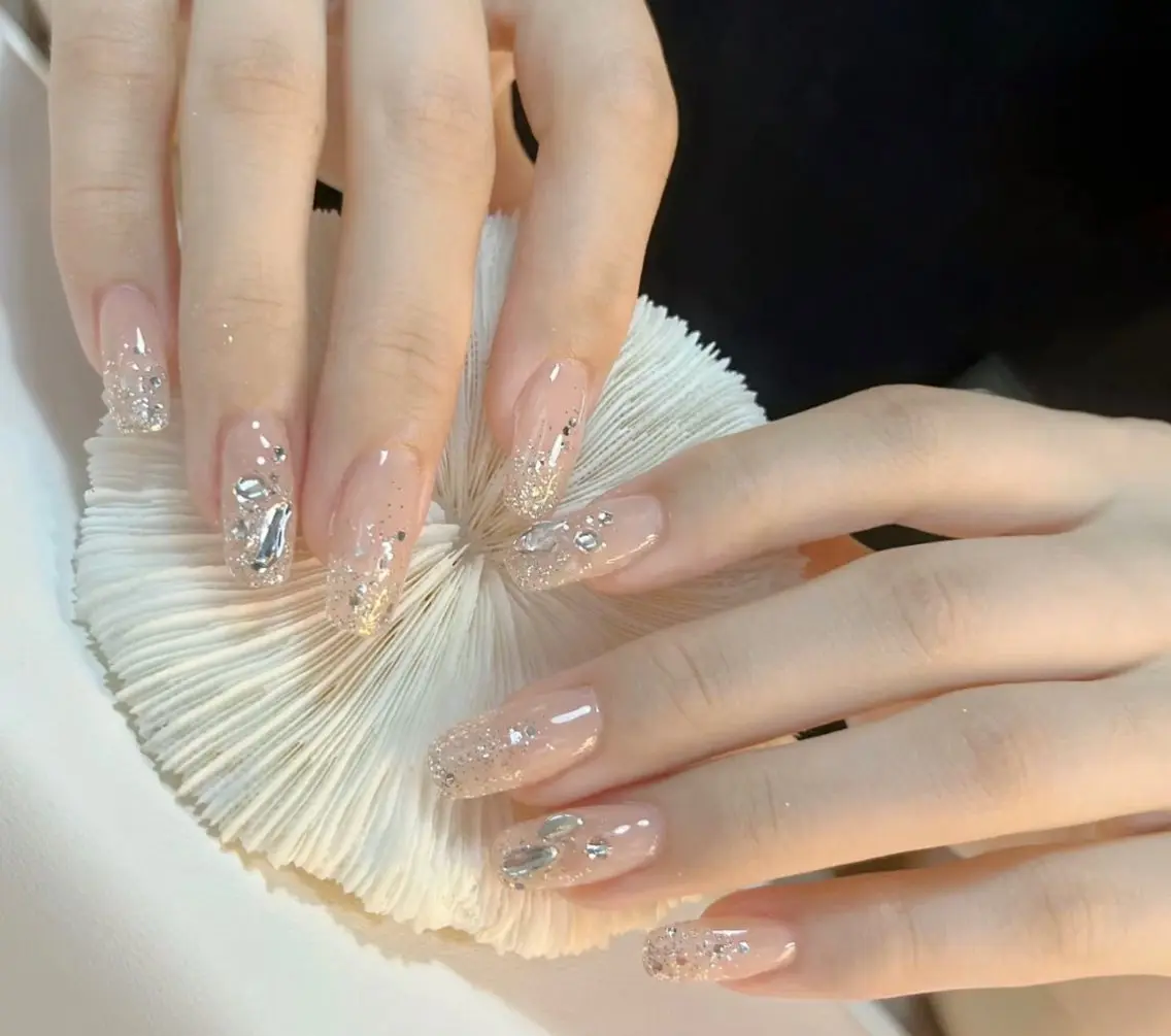 ネイル ハンドネイル エリ🫧 nail池袋東口のネイルデザイン
