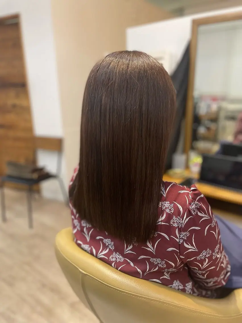 セミロング カット ヘアカラー トリートメント 茅野 あゆ美のヘアスタイル