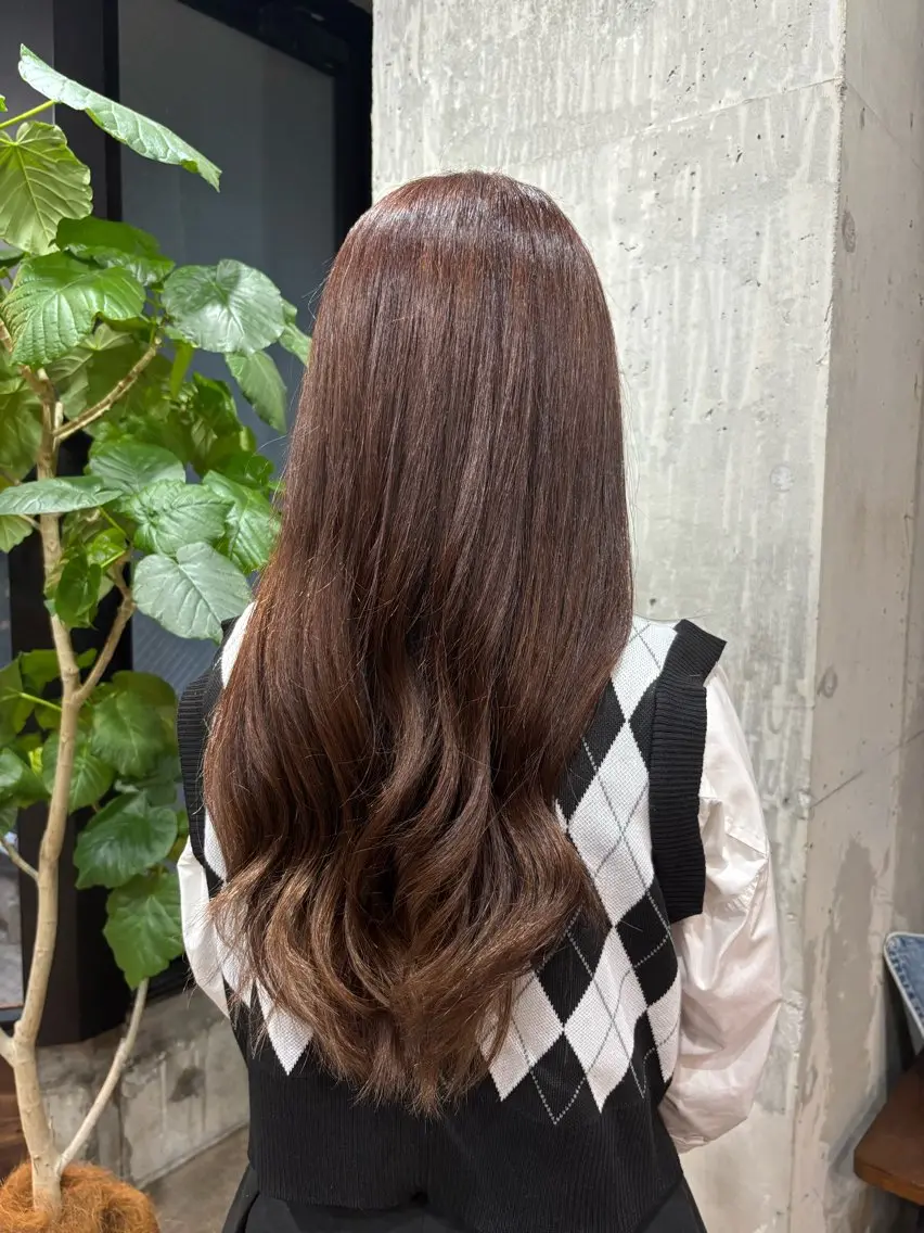 ロング カラー ブラウンカラー パープルカラー パープルブラウン ヘアカラー 小川 まりのヘアスタイル