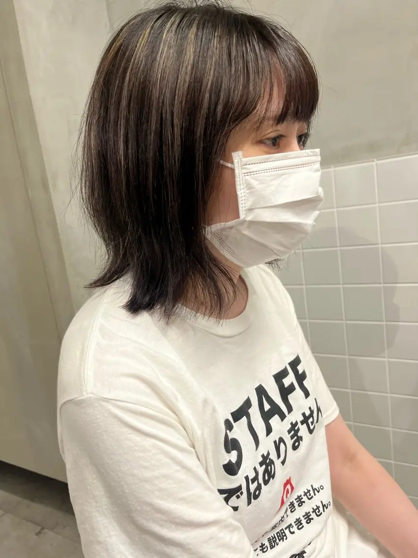 ミディアム カラー ハイライトカラー ハイライト anon Loemのヘアスタイル