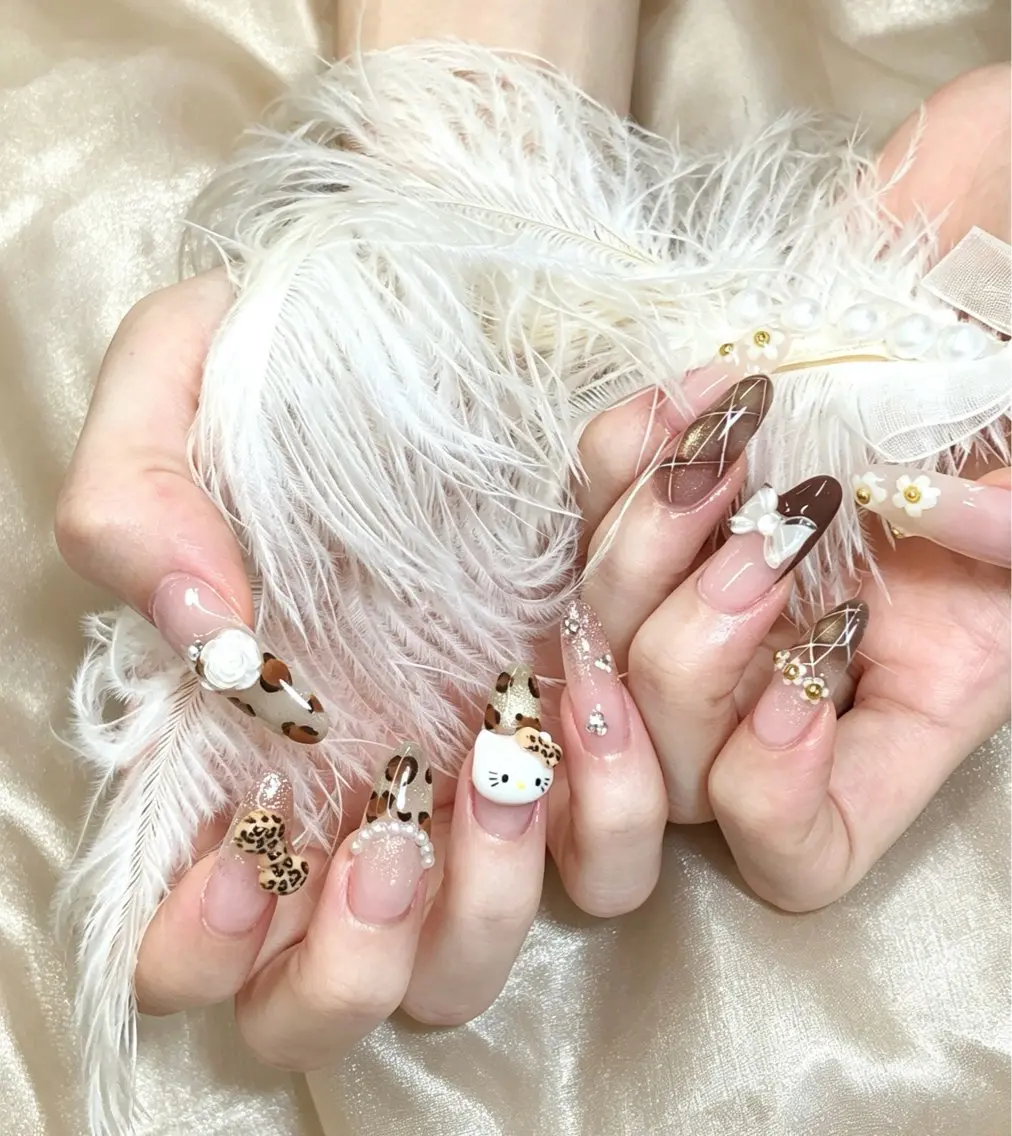 ネイル Glow Nail スカルプ専門店のネイルデザイン