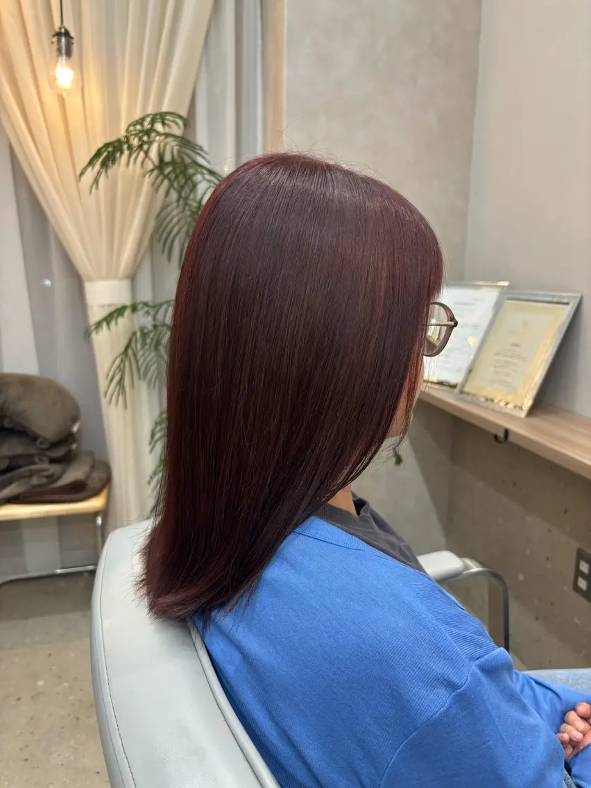 カラー レッドカラー ヘアカラー HINA カラー/縮毛矯正のヘアスタイル
